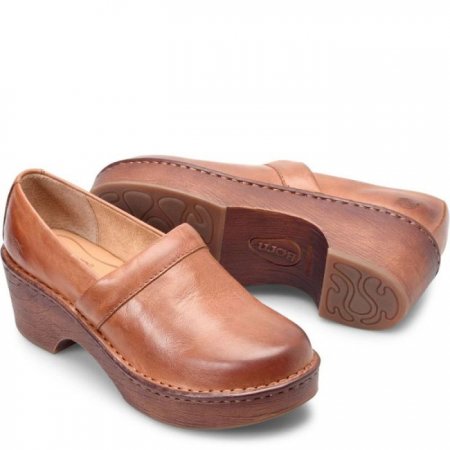 Women's Born Freya Clogs - Cognac Brown (Brown)