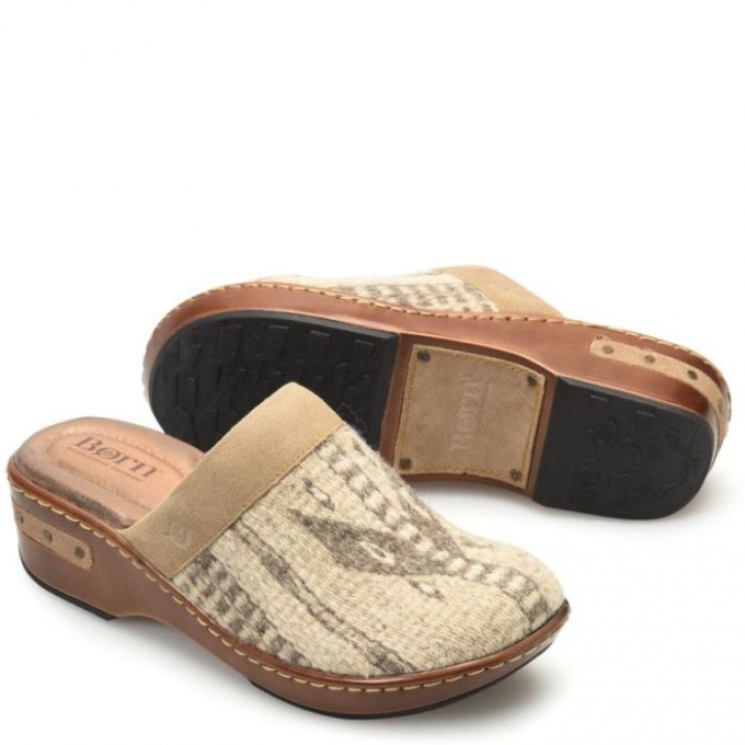 Women's Born Bandy Blanket Clogs - Birch Blanket Combo (Tan)