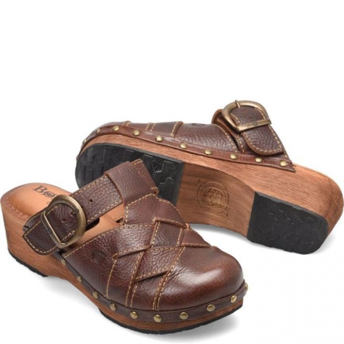 Women's Born Amber Clogs - Cinnamon Stick (Brown)